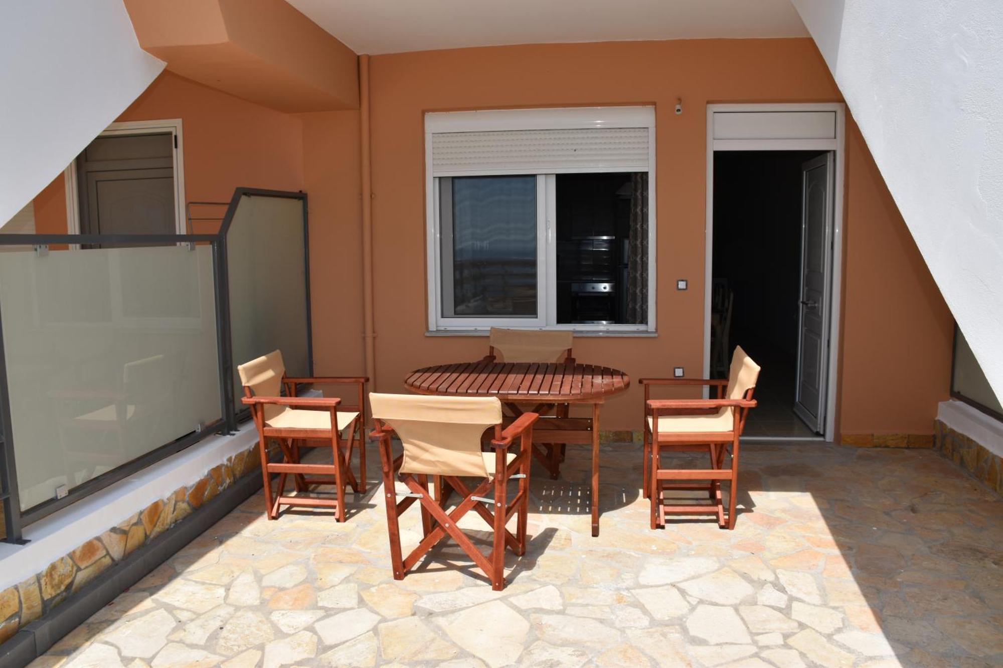 Aperanto House Paralia Loutsas Room photo